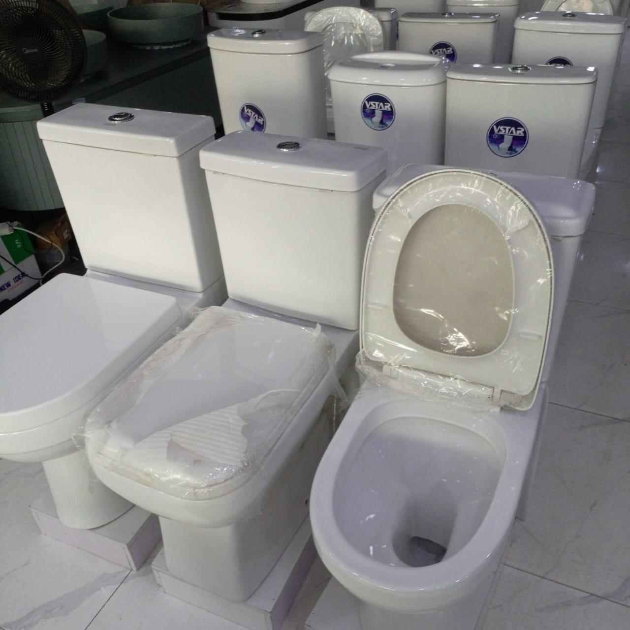 Kingshome Compact Rimless One-Piece Ceramic Water Closet