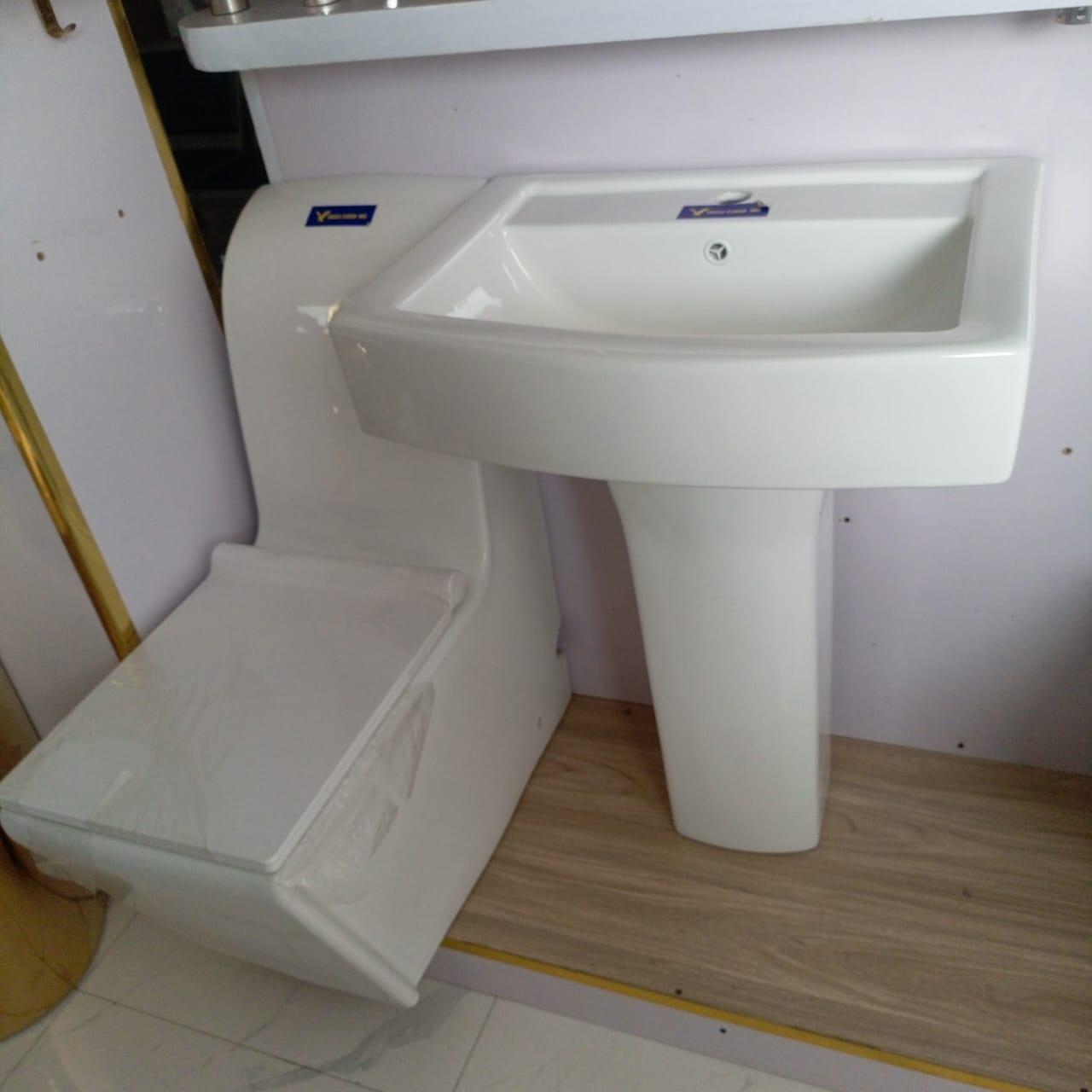 Kingshome Angular Wide-Deck Pedestal Basin & Low-Profile Toilet