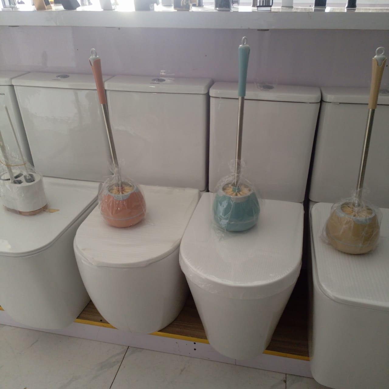Kingshome Spherical Soft-Grip Bathroom Toilet Brush Holder Set